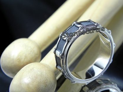 Wedding Drum Ring | Drums | Drumming | Drummers | thin Snare Drum ring | Drummers family | Drummers gifts | Drums jewelry | Wedding bands | Musician gift |