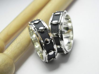 Wedding Drum Ring | Drums | Drumming | Drummers | thin Snare Drum ring | Drummers family | Drummers gifts | Drums jewelry | Wedding bands | Musician gift |