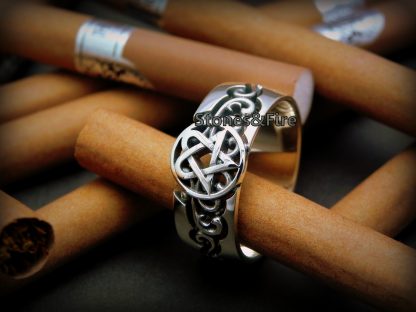 Heartagram Wedding Ring ideas | H.I.M. | His Infernal Majesty | Ville Valo | Funeral of Hearts | Love Metal | gothic rock | himsters | HIMband | Join Me In Death