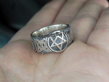 Heartagram Wedding Ring ideas | H.I.M. | His Infernal Majesty | Ville Valo | Funeral of Hearts | Love Metal | gothic rock | himsters | HIMband | Join Me In Death