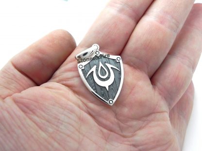 Fire Emblem pendant-Awakening-mark of Naga-the exalt-FE Chrom Lucina-Fire emblem Cosplay accessory-gift for gamer Nerds Geek-Nintendo 3ds-7248