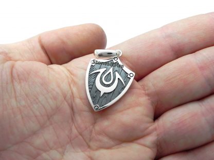 Fire Emblem pendant-Awakening-mark of Naga-the exalt-FE Chrom Lucina-Fire emblem Cosplay accessory-gift for gamer Nerds Geek-Nintendo 3ds-7248
